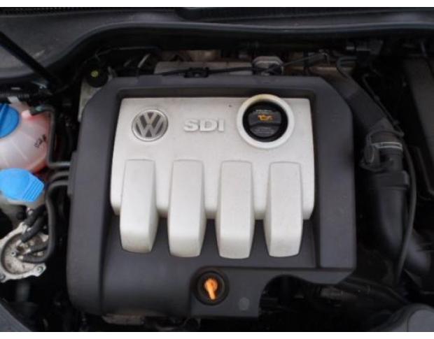 aripa dreapta spate vw golf 5 2.0sdi bdk