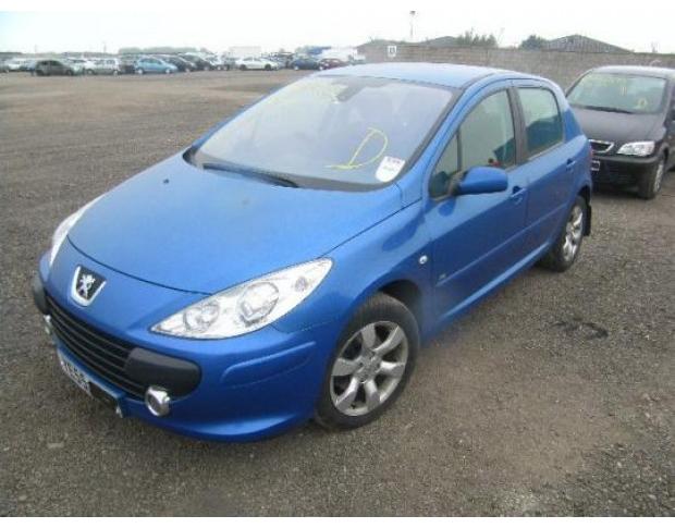 bloc sigurante de  peugeot 307  1.6hdi 9hz