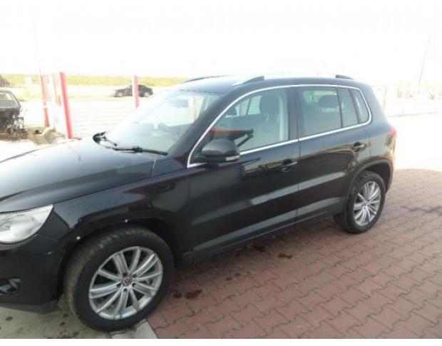 far stanga vw tiguan 2.0tdi