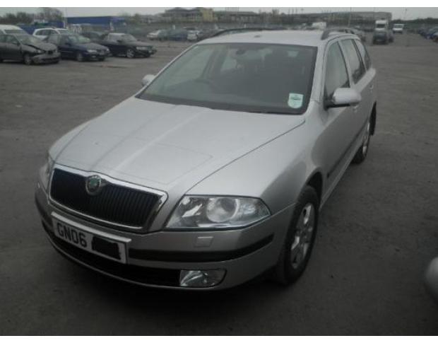 pompa de injectie skoda octavia 2 2.0fsi combi 1z