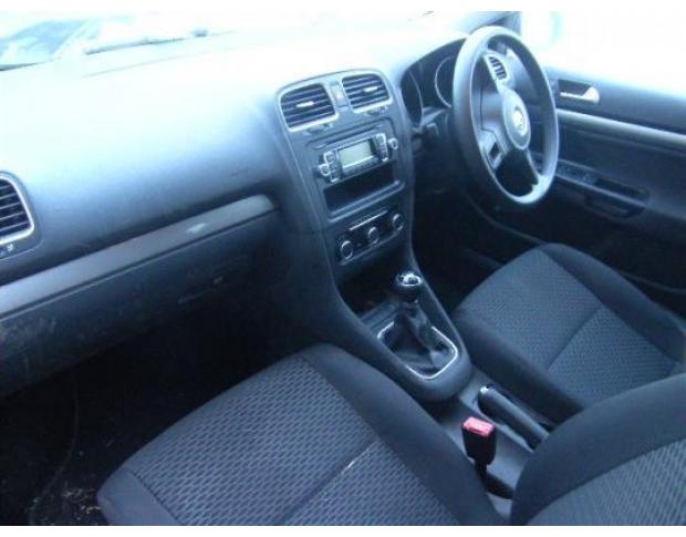 stop dreapta vw golf combi 1.6 tdi