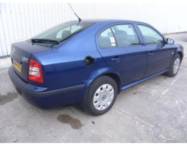 vindem carcasa baterie skoda octavia 1.9tdi axr