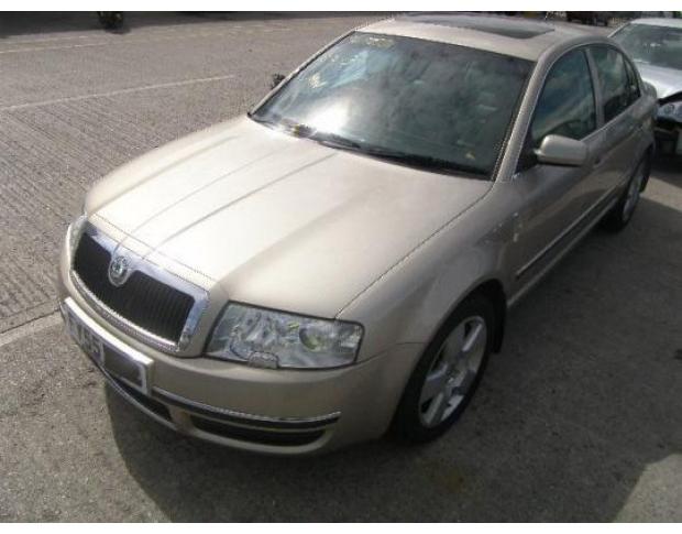 vindem carcasa baterie skoda superb 1.9tdi avb an 2005